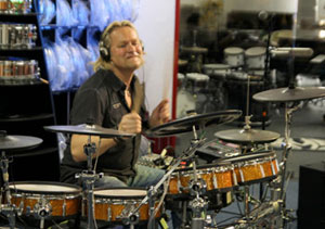 Begeistertes Dauergrinsen der Schlagzeugfans: Review zum V-Drums-Day im Mai 2014 mit Dirk Brand