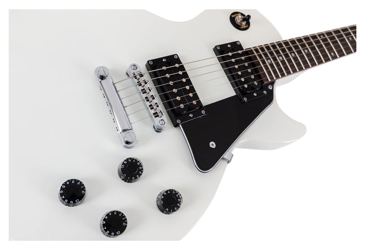 Shaman Element Series SCX-100W E-Gitarre weiß.