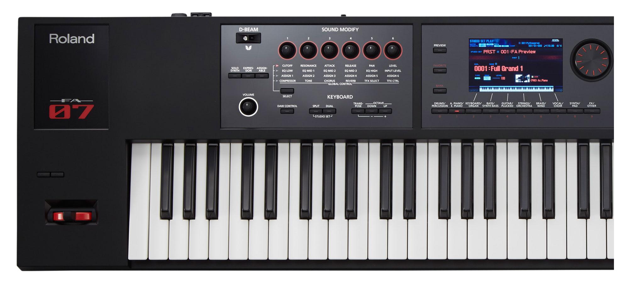 Roland Fa 07 Synthesizer Workstation