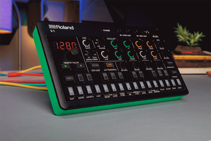 Roland S-1 Aira Compact Tweak Synth